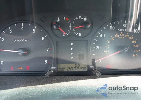 2004 Hyundai Sonata Gls/Lx from USA, damaged, VIN KMHWF35H34A955105